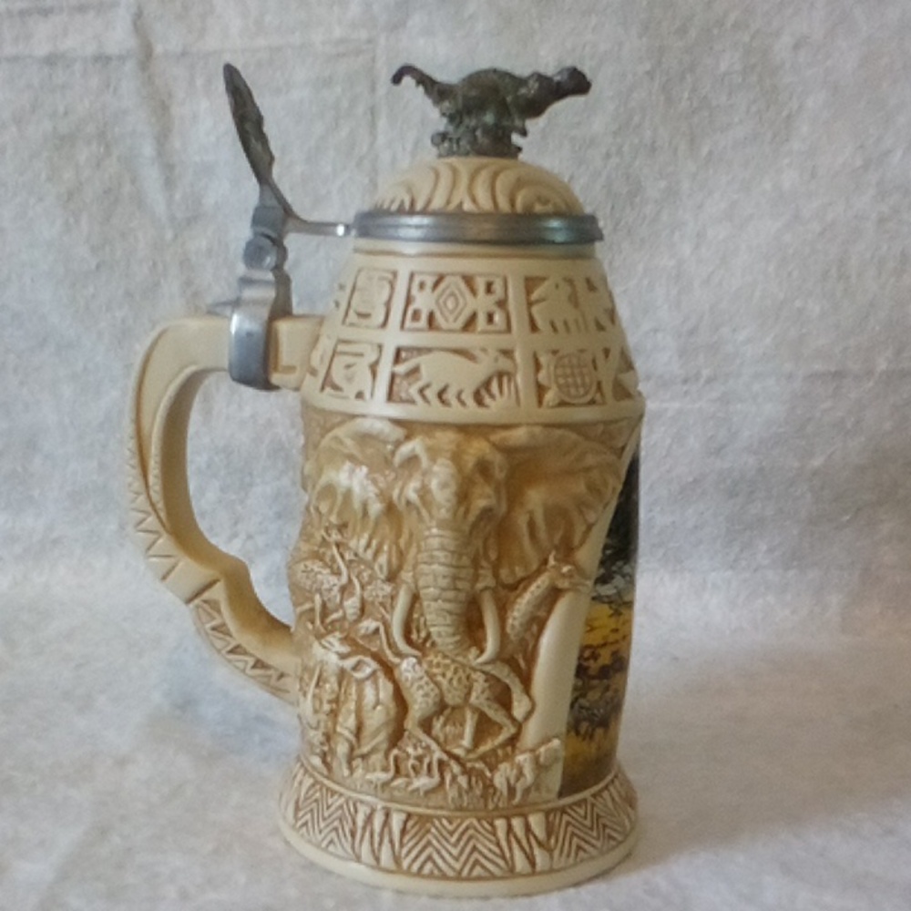 Beer Stein Africa's Serengeti # 06305 beautifully done with wildlife 10" - Picture 4 of 8